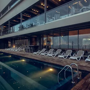 Pledge Scape Hotel Negombo