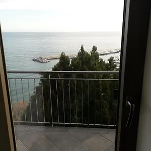 bb-nido-sul-mare.hotelitalianriviera.com/